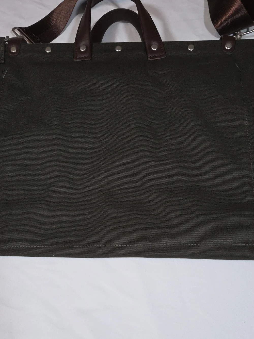 Line of Trade Canvas Weekender Bag in Olive Green Leather Trim Metal Frame Open
